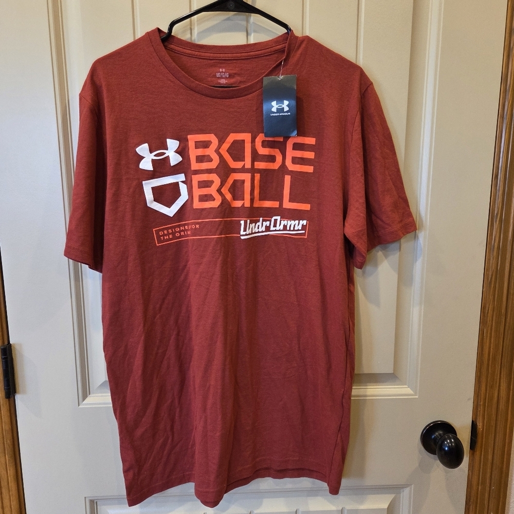 NWT Under Armour Baseball "Designed for the Grind" Tee - Men's Large